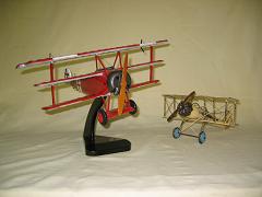 flugzeugmodelle_small_3_1.jpg (10022 Byte)